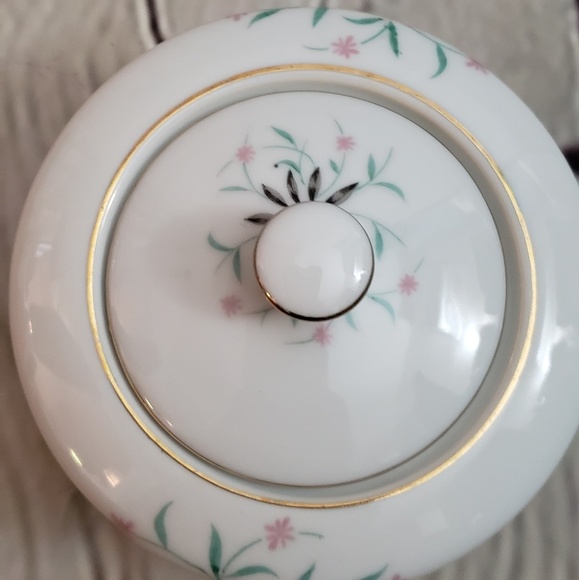 Vintage Sugar bowl with lid made in Japan - Picture 4 of 7